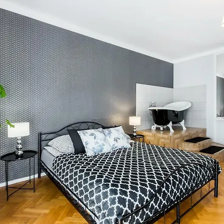 Apartament Clicktheflat Chmielna 7